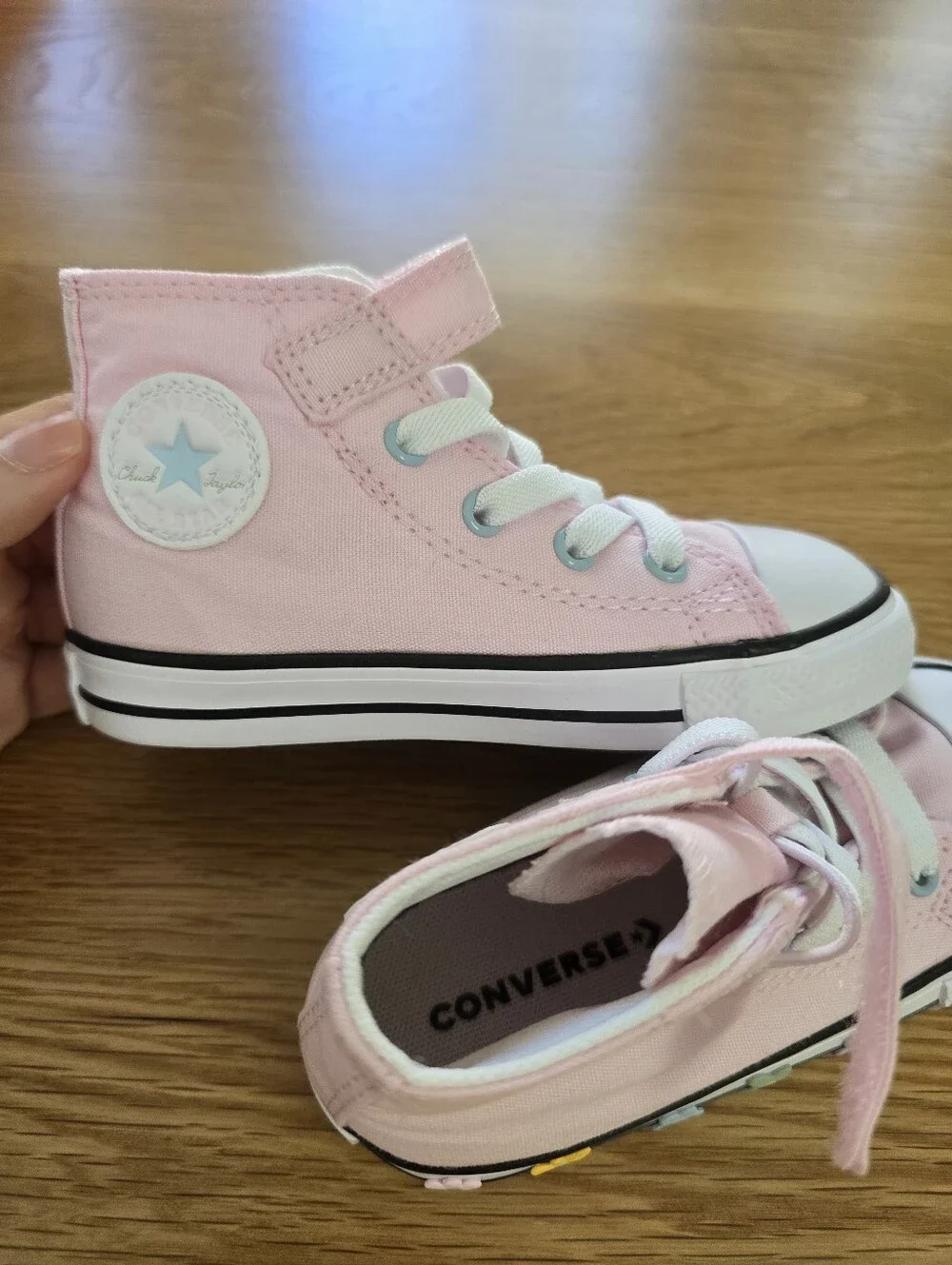 New Converse Kids Pink High-Top Sneakers with Velcro Strap